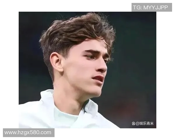 现役足球球星颜值排行谁最帅引领球场风采魅力十足